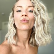 Miss Sanderstone 512