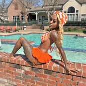 Miss Randall 901