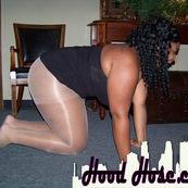 Ebony Pantyhose Model - Nicci Hoset
