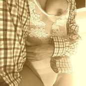 dmv witey plaid shirt and corsett