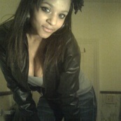 Sexy yellow bone posing nude