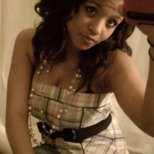 Sexy yellow bone posing nude