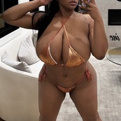K.Nicole 