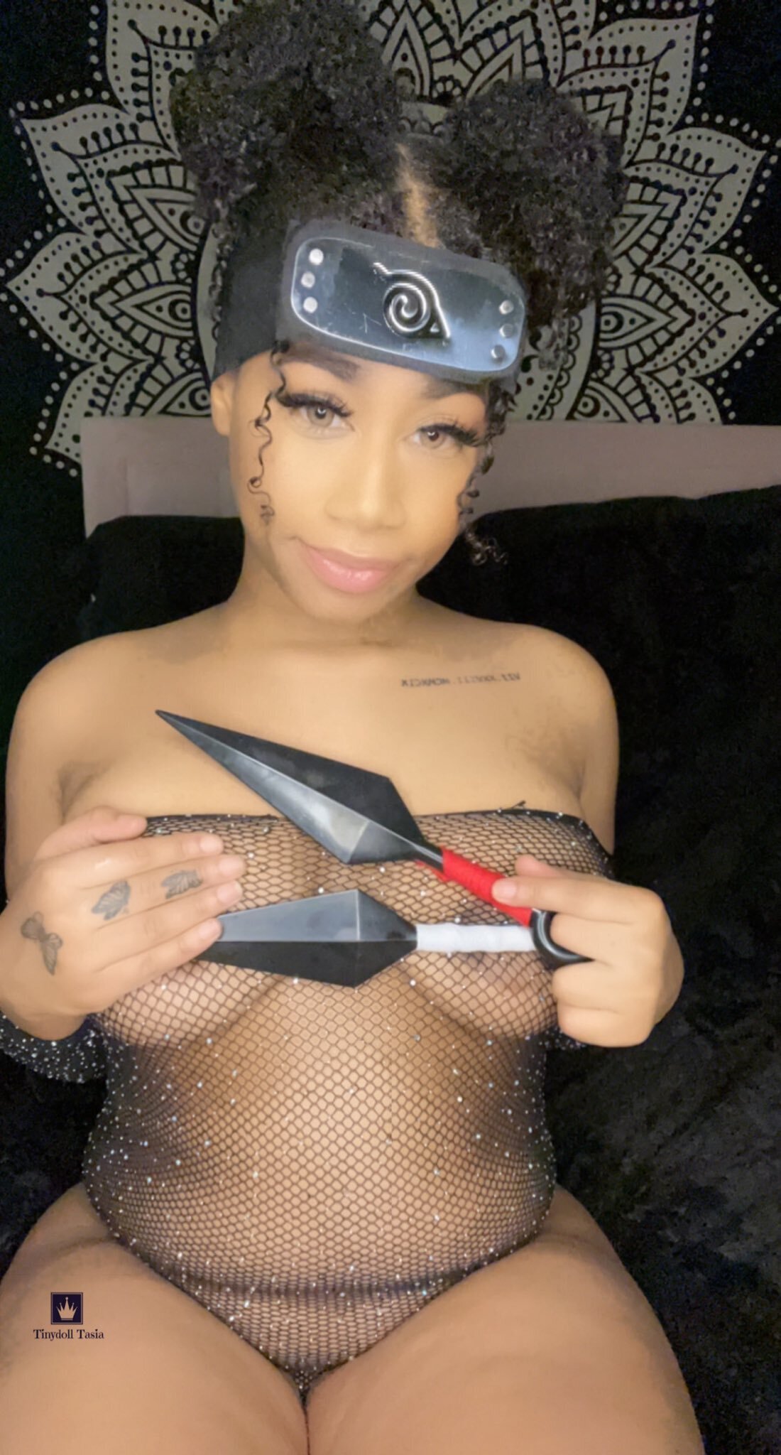 shes a freaky girl - ShesFreaky