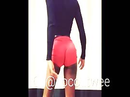 ebony twerking