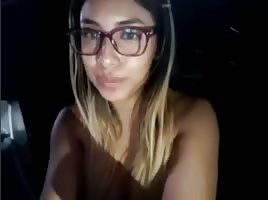 Latina public bate and squirting 