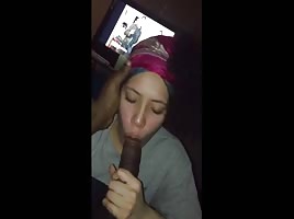 yellabone bihh want that nut