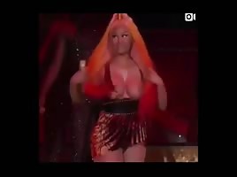 NIcki Minaj Tits Exposed 