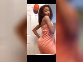 Sexy towel Chick periscope