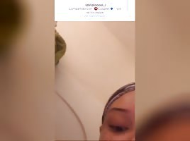 Fat bitch 