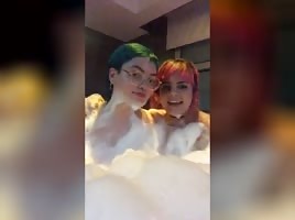 Scope 2 Sexy  Latinas Babe + Jacuzzi = Soap 