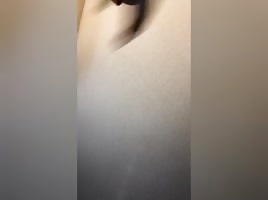 Big Titty black girl on Periscope Live