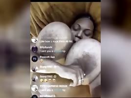 Titties bigger than her head 