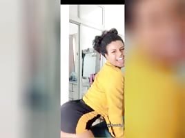 Sexy Dominicana showing tits and twerk 
