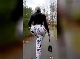 The jiggle of a FAT ass