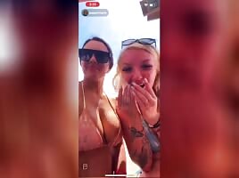 instagram thot Paigerrmarie flashes her big tit