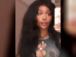 SZA Big Tits see thru