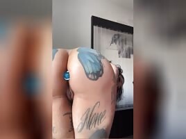Sexy N Tatted big booty redbone 
