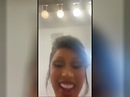 Cardi on live