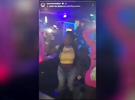 Singer thot no panties 