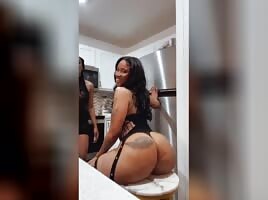 🐝 Thick Ass
