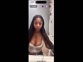 She Way Too Underrated 