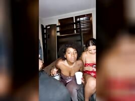 H33m Threesome Cam