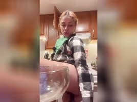 Taylor Port meets twat 🍾