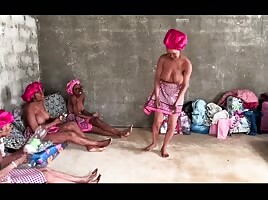 00:18